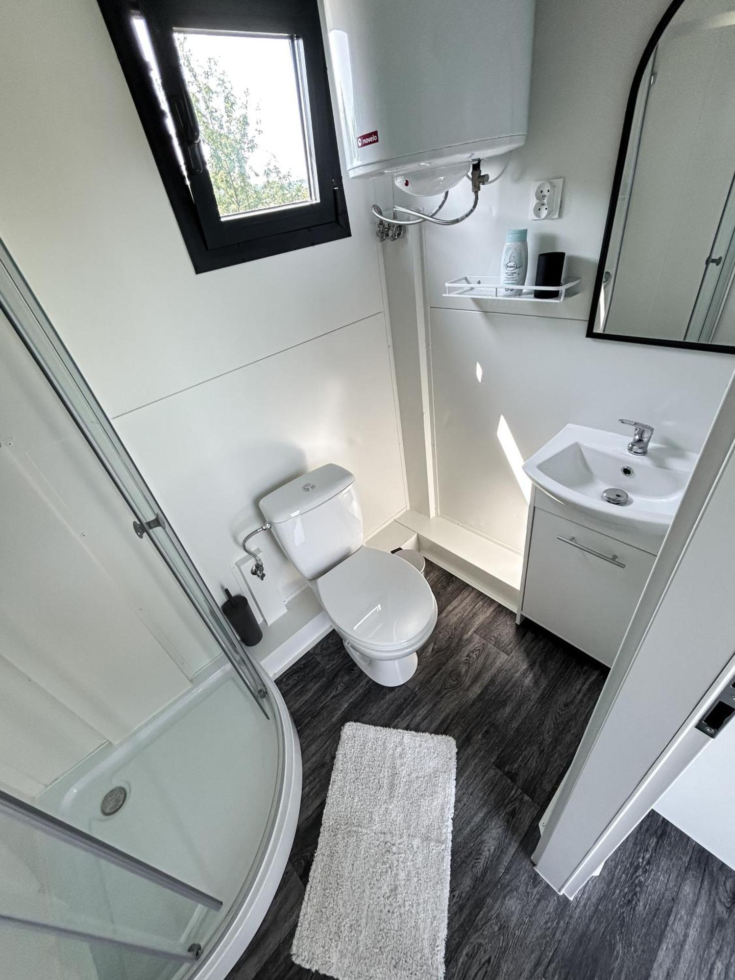 Tiny House Mezi Sklepy Apartman Kobylí Kültér fotó