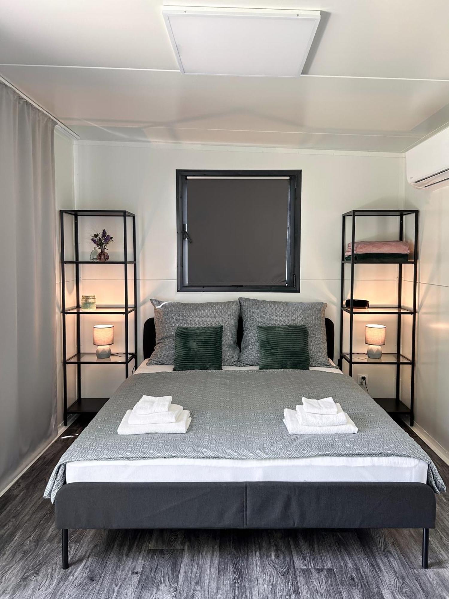 Tiny House Mezi Sklepy Apartman Kobylí Kültér fotó